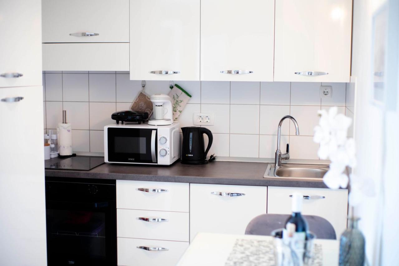Apartman Nono Splitska Exterior foto