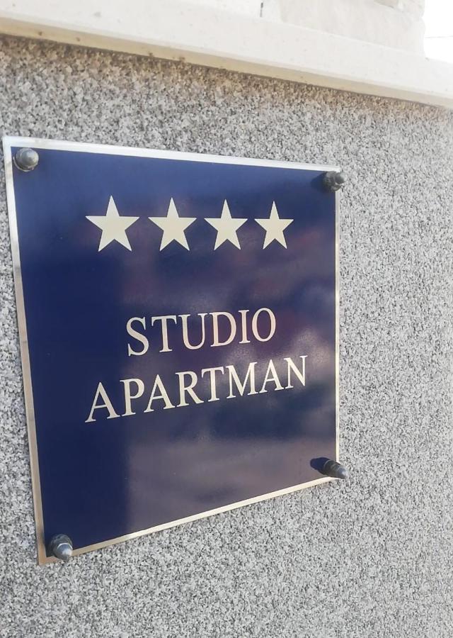 Apartman Nono Splitska Exterior foto
