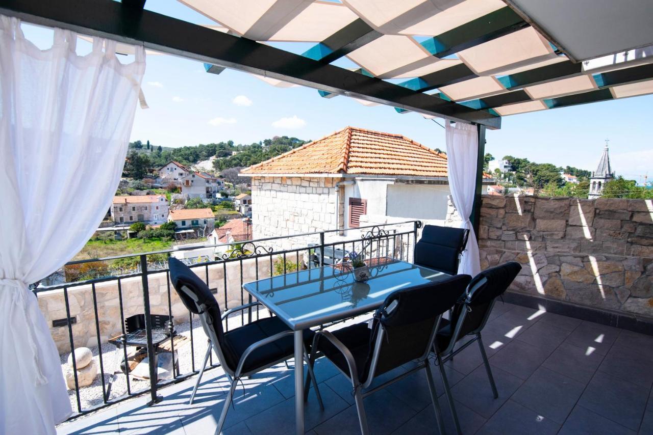 Apartman Nono Splitska Exterior foto