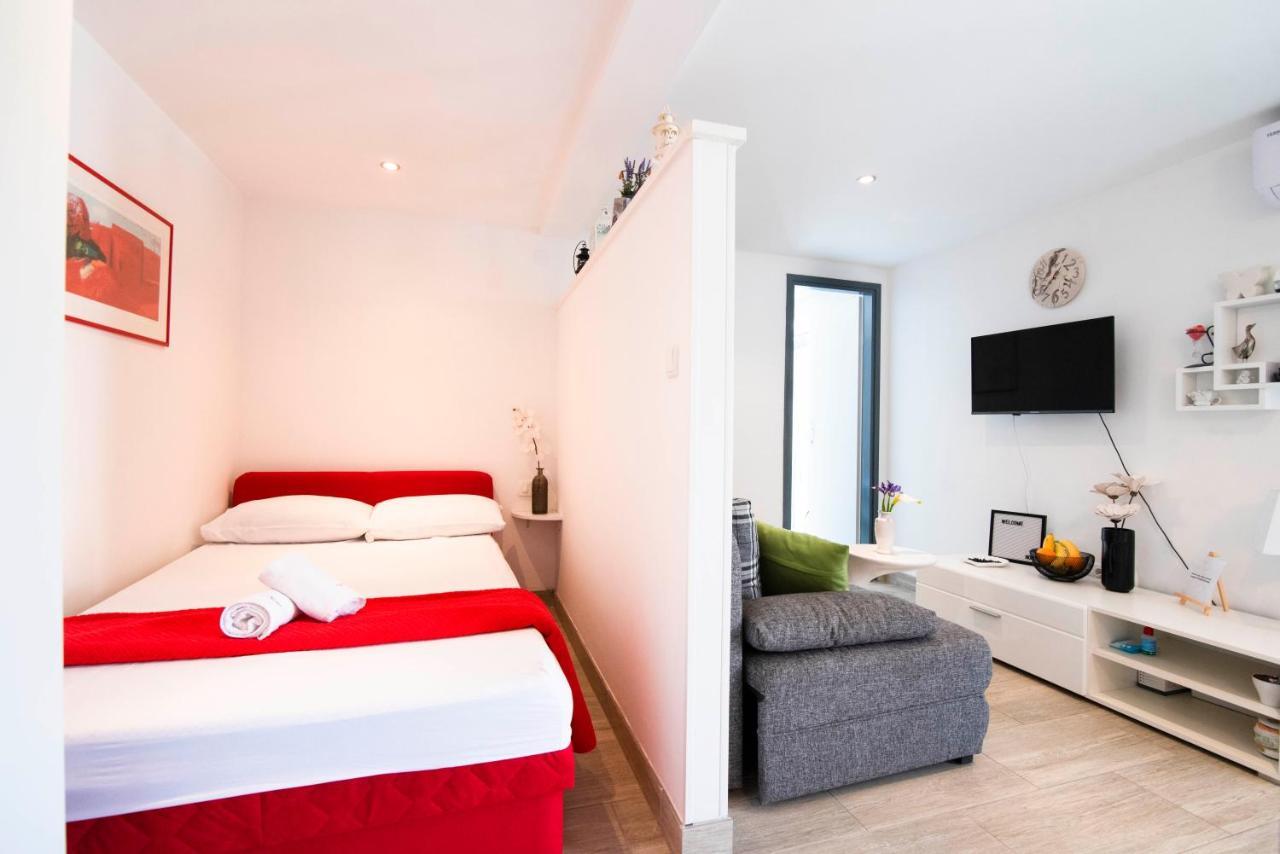 Apartman Nono Splitska Exterior foto