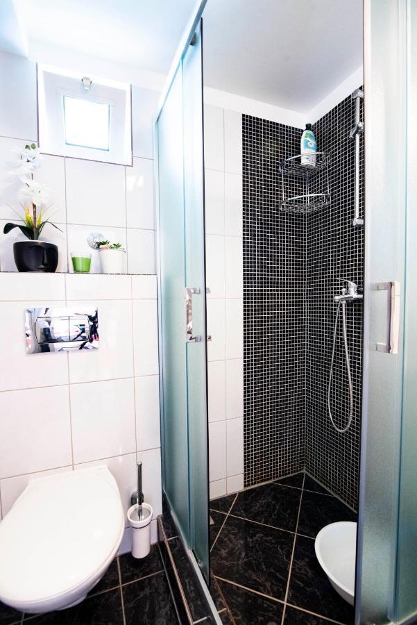Apartman Nono Splitska Exterior foto